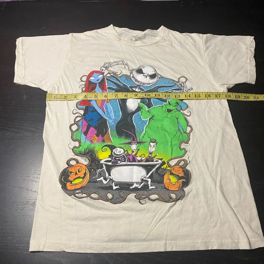 Disney Nightmare Before Christmas Graphic Cream Tee size S - Picture 5 of 7